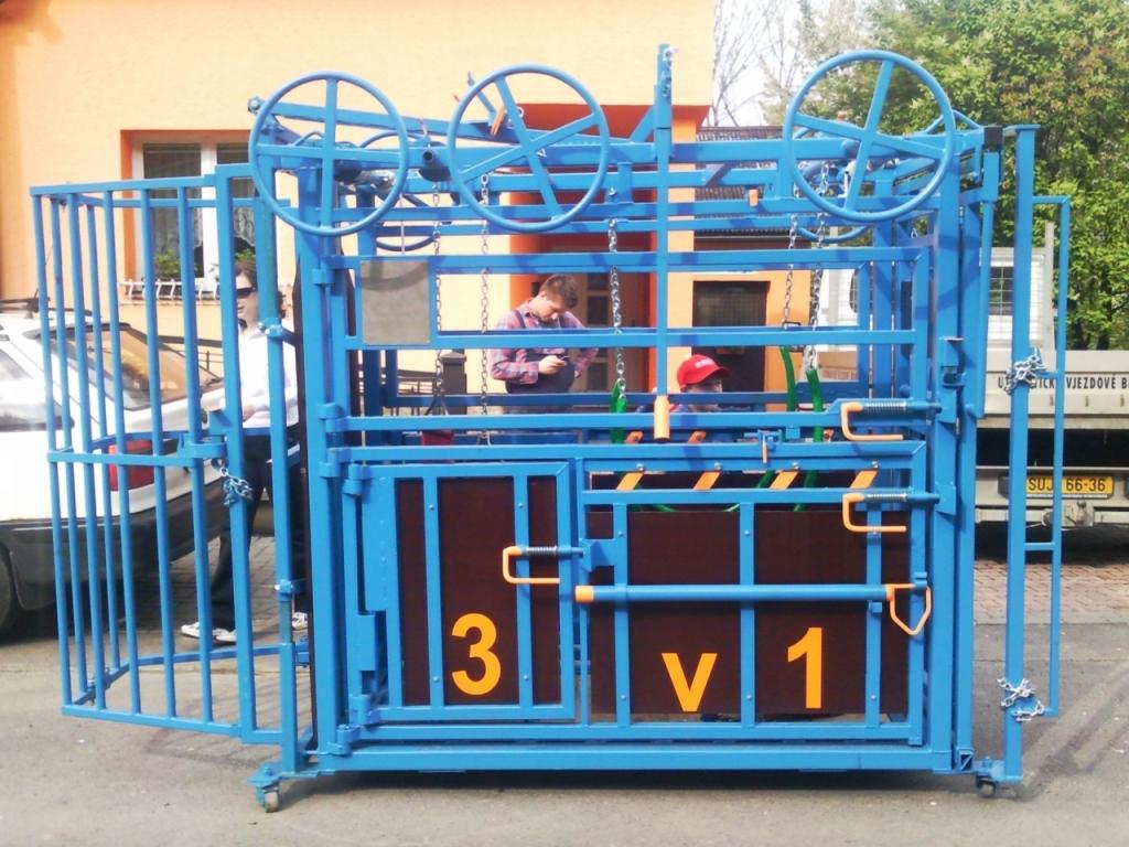 Fixační klec 3v1